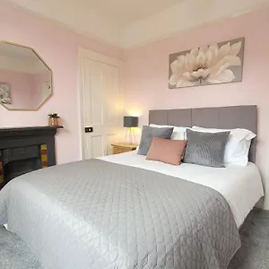 https://hartoft-st-2-bed-near-river.yorkshirehotels.net