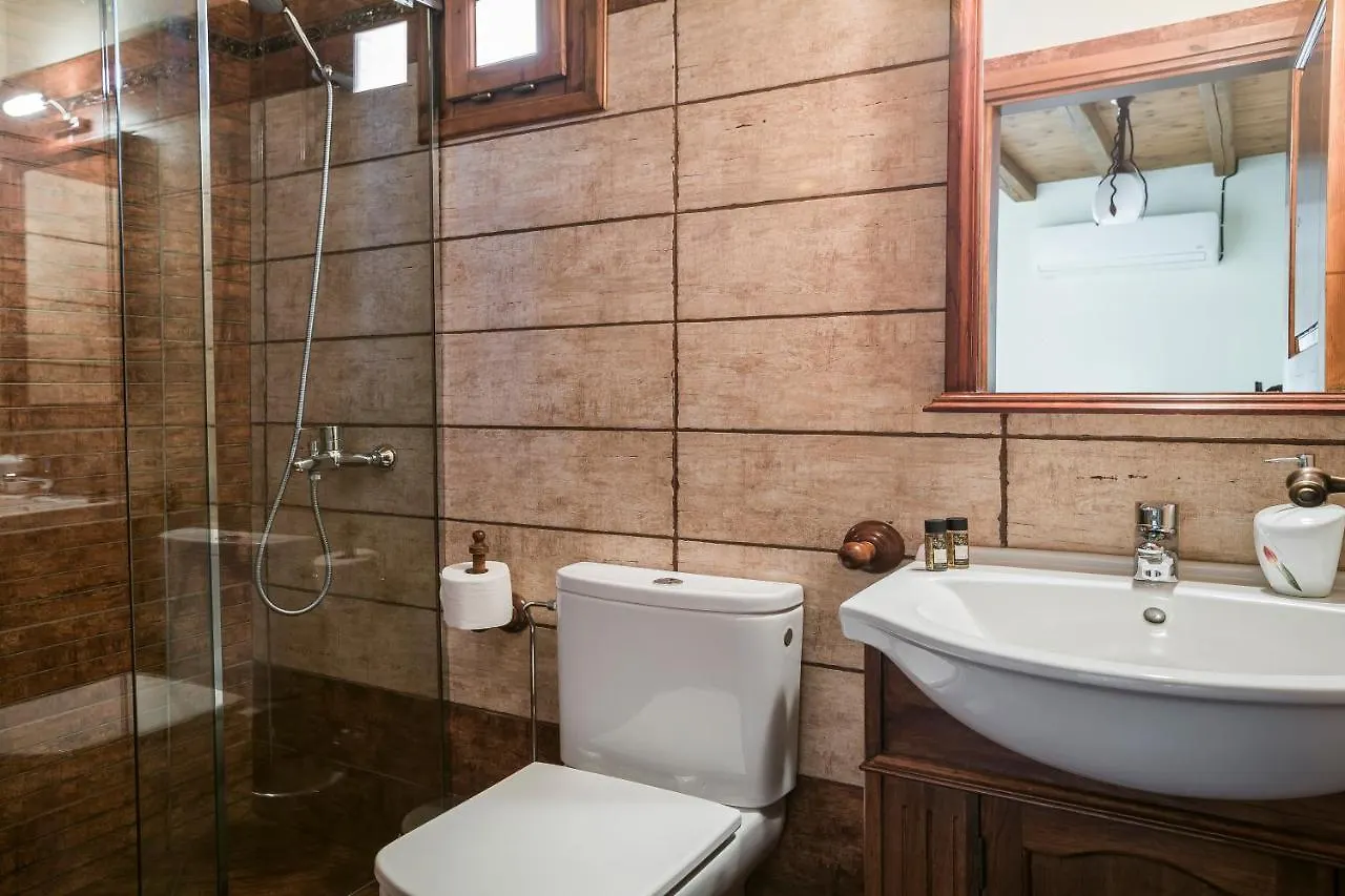 Holiday home Traditional Stone House Anofli 1843 Fiskardo Kefalonia